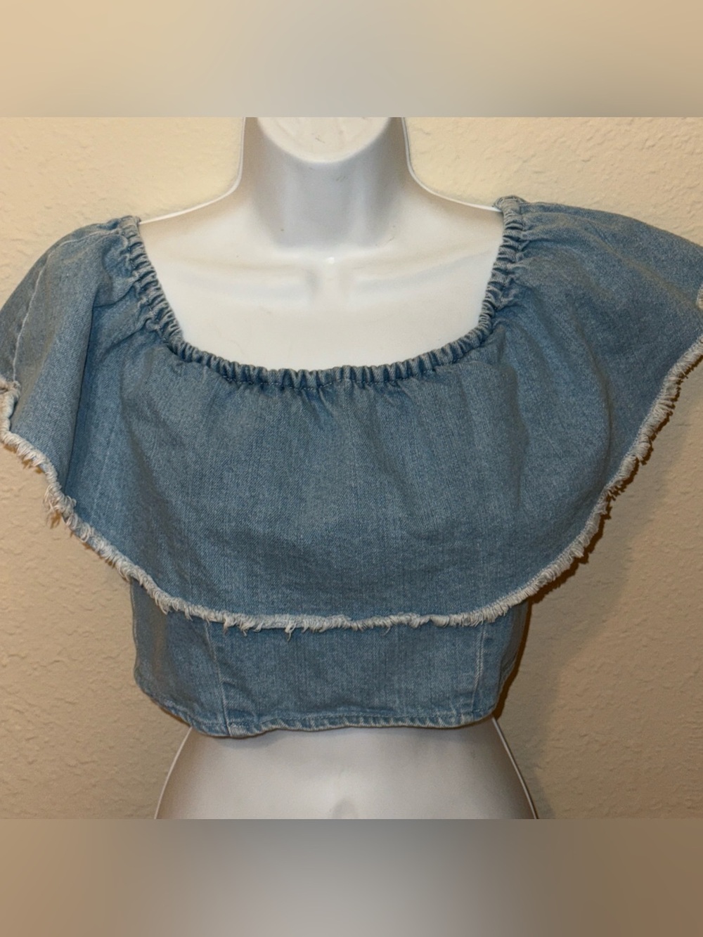 American Eagle Outfitters Light Denim Off-Shoulder Crop Top